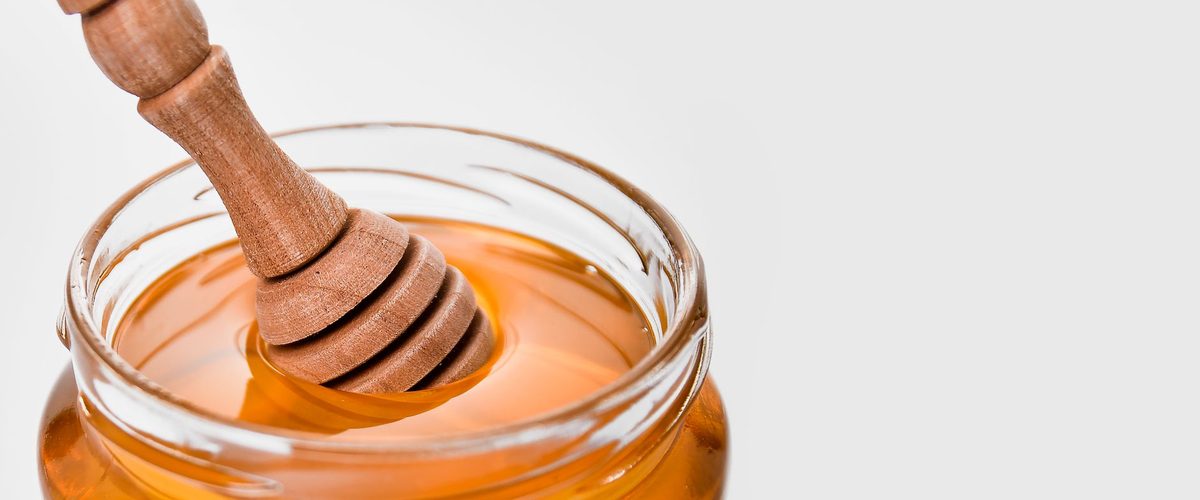 Honey jar with dipper